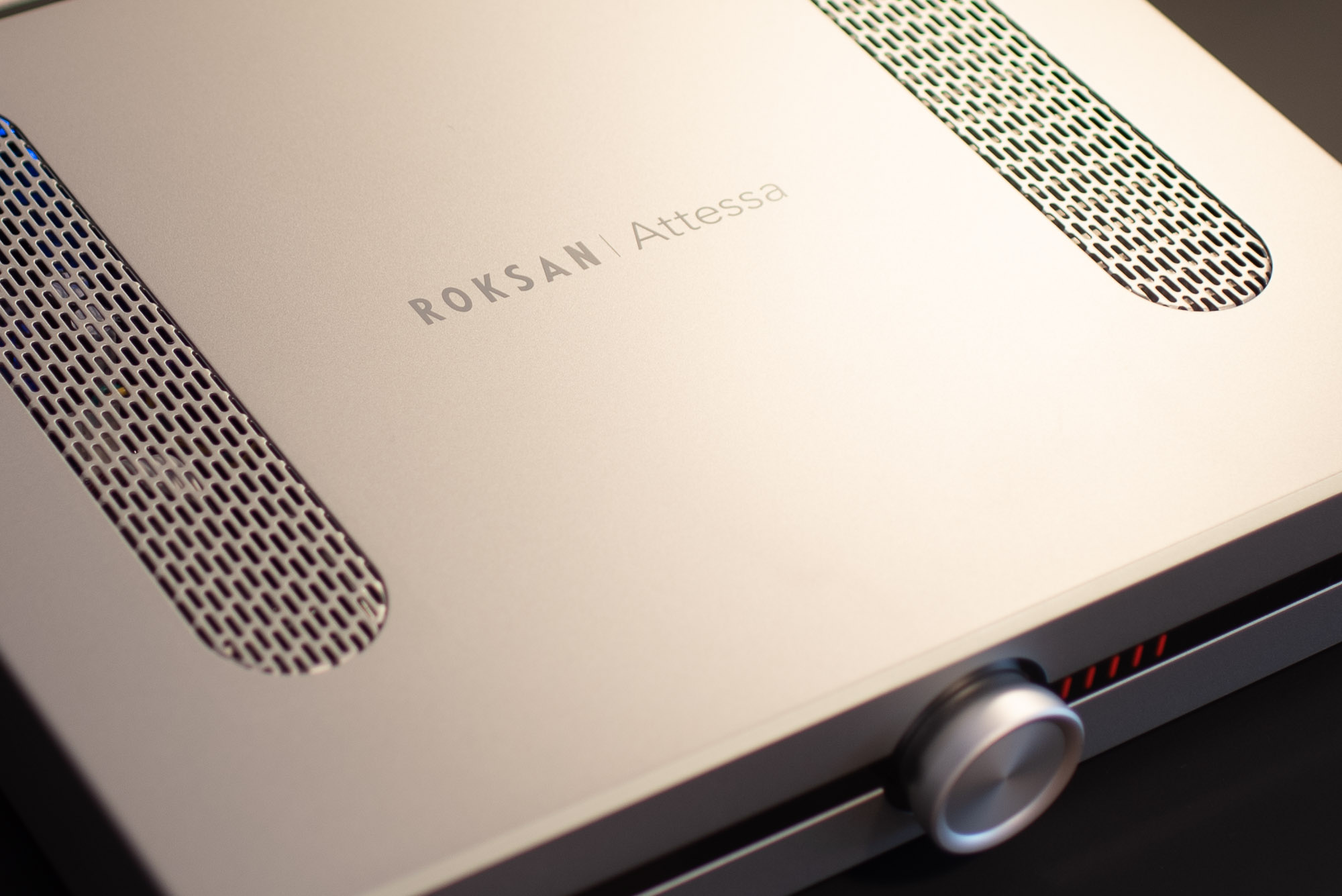 Video: Roksan Attessa | Analoger Verstärker mit Bluesound-Streaming