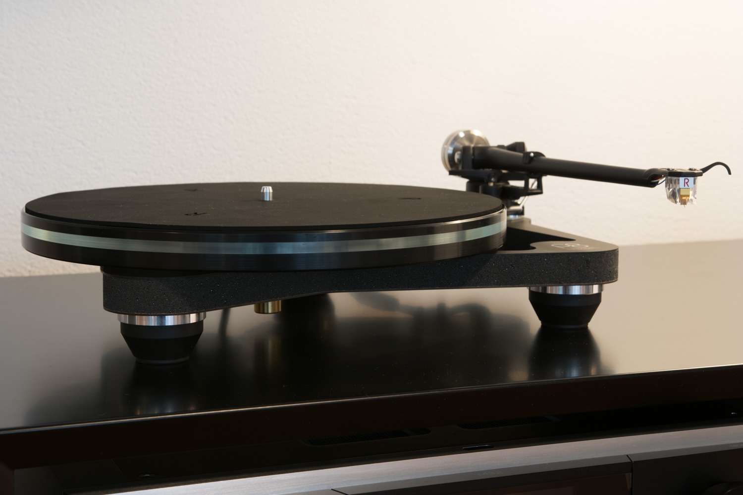 Rega Planar 8 Plattenspieler