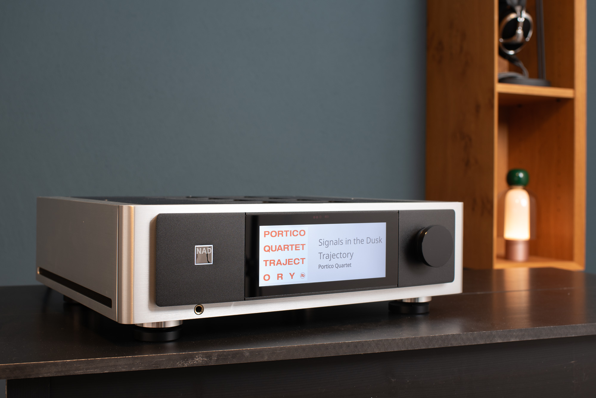 NAD M66 Streaming Vorverstärker