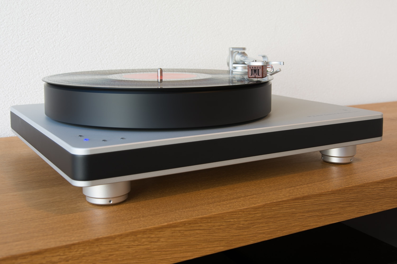 Clearaudio Performance DC Plattenspieler