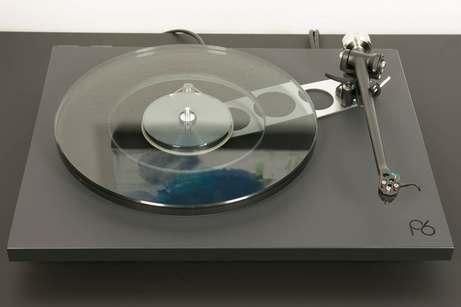 Rega Planar 6 Plattenspieler