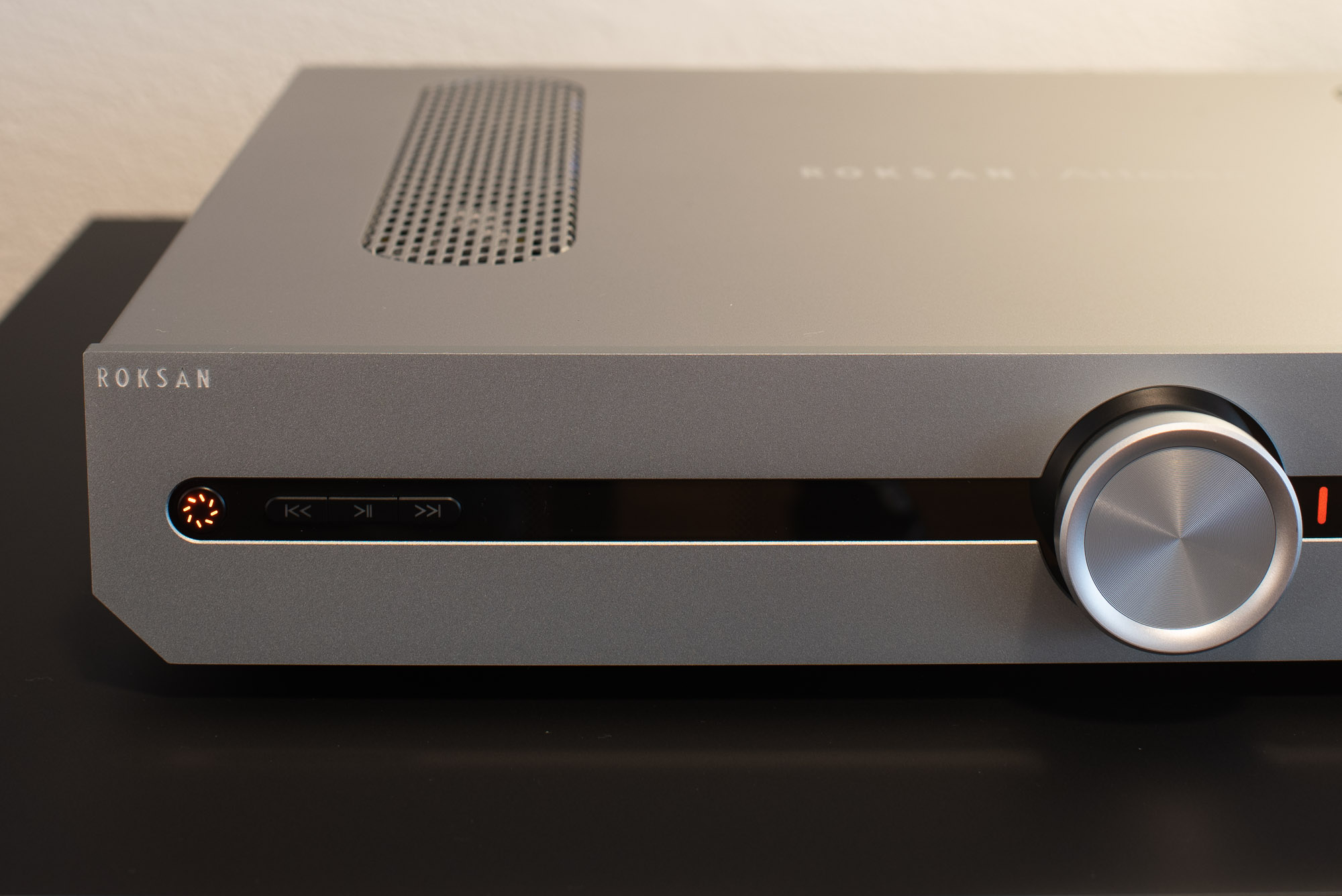 Roksan Attessa BluOS Streaming Verstärker Aussteller