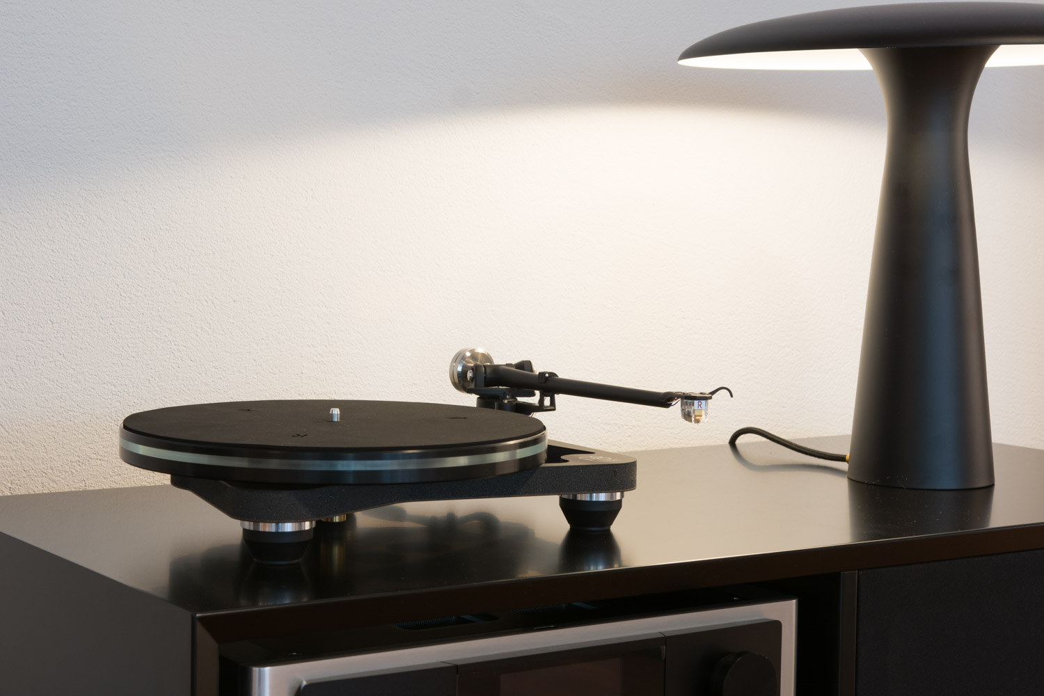 Rega Planar 8 bei stereotec